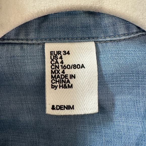 super comfortable and light jean dress size 4, H&M - Picture 3 of 3